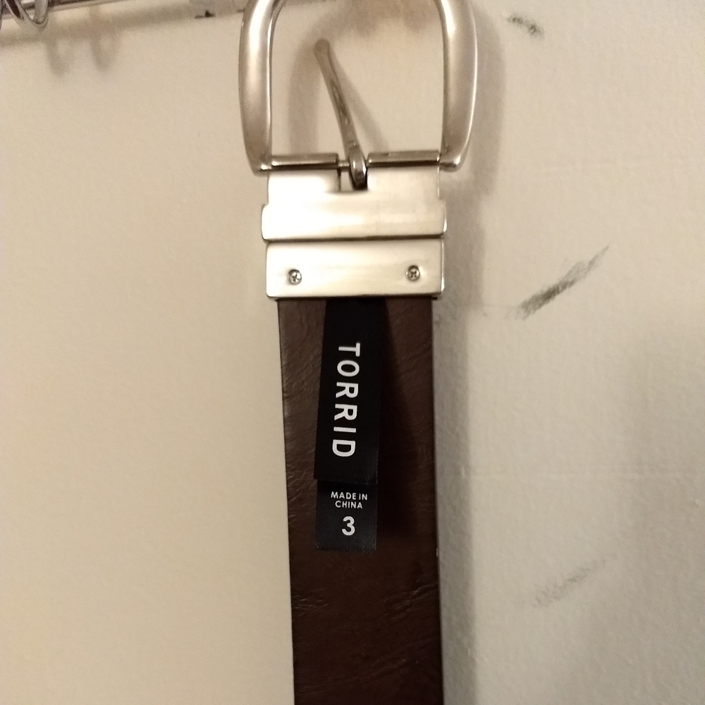 Torrid reversible brown/black belt
